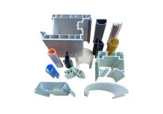 The Difference Between Blow Molding and Injection Molding Process
